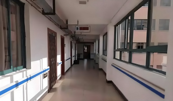 外地户口入深圳户口怎么办理_汪小菲带儿女到内蒙古，玥儿骑马他牵马 